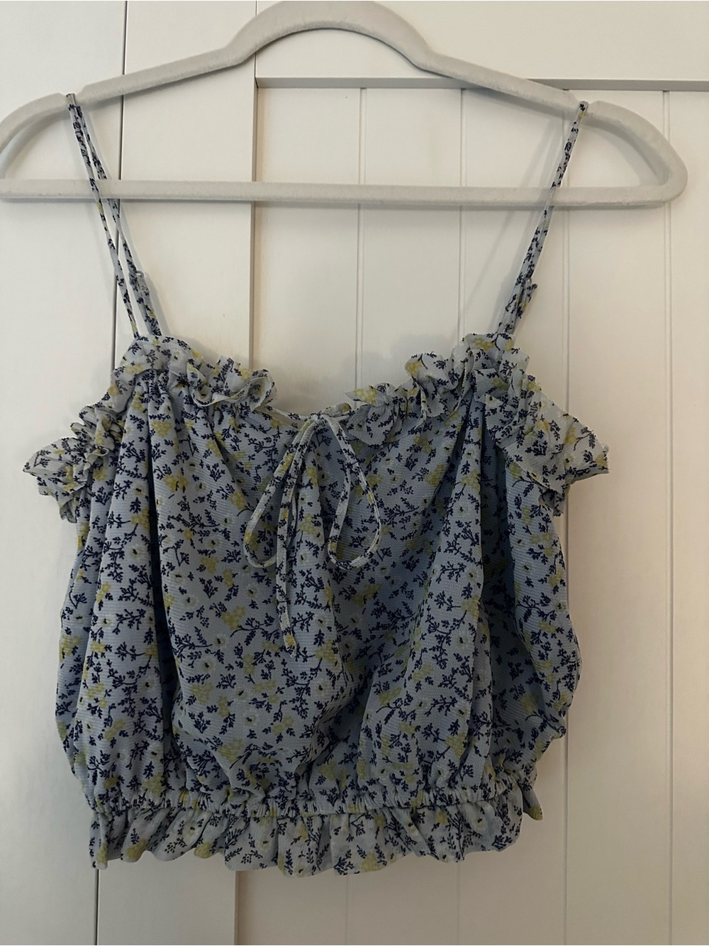 19 Cooper Blue Floral Ruffle Smocked Cami